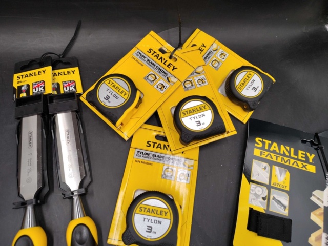 1583278-4 Handverktyg - Stanley, stämjärn, måttband och sågar