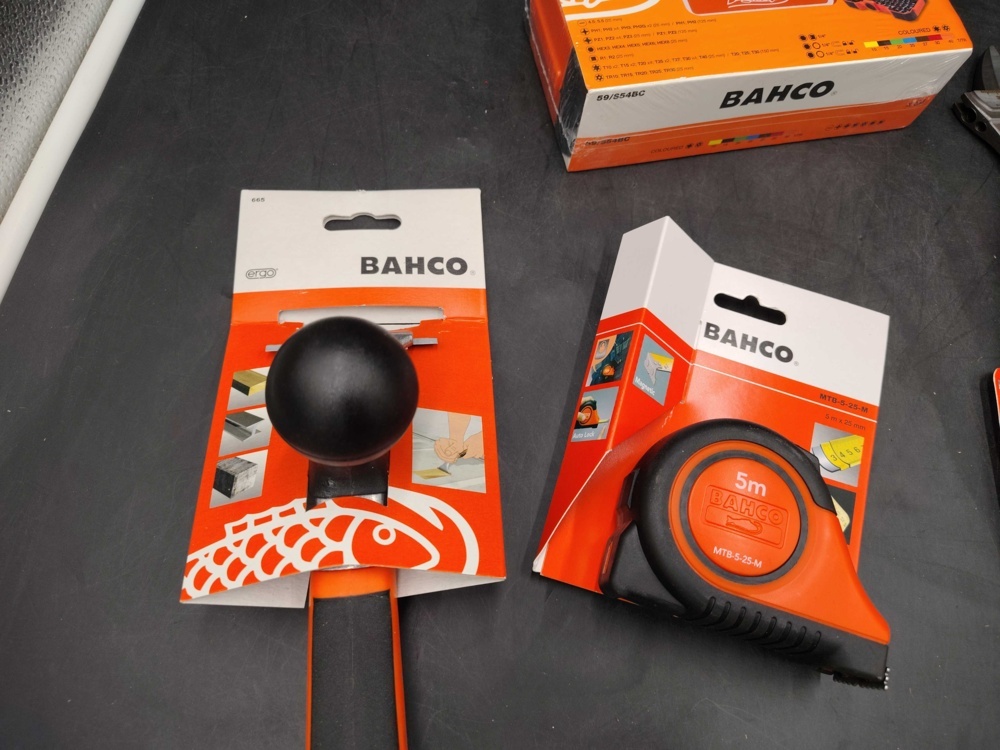 1583281-2 Hand tools - Bahco, pliers, adjustable wrench and tape measure