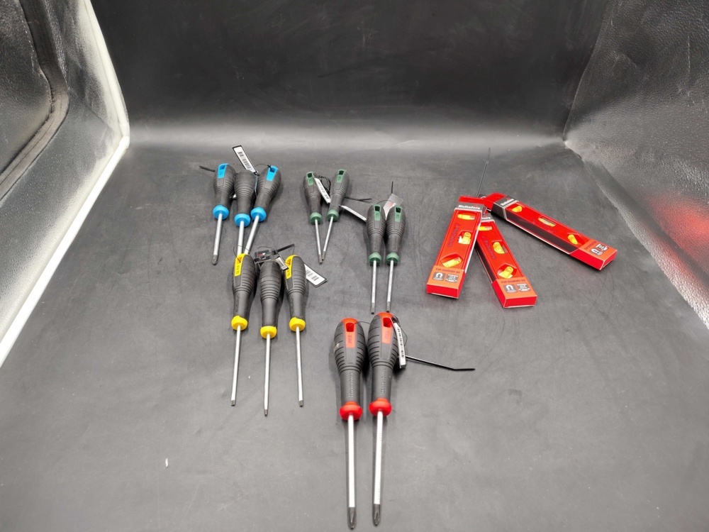 1583285-1 Screwdrivers and spirit levels - Hultafors