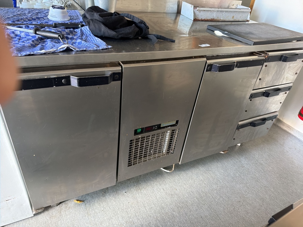 1566290-2 Cooling bench - Pallaskylmä KKO-16/3
