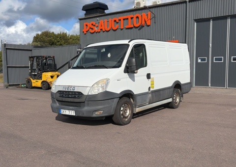 Iveco Daily 35S11 Van 2.3 Multijet II Manual, 106hp -2012