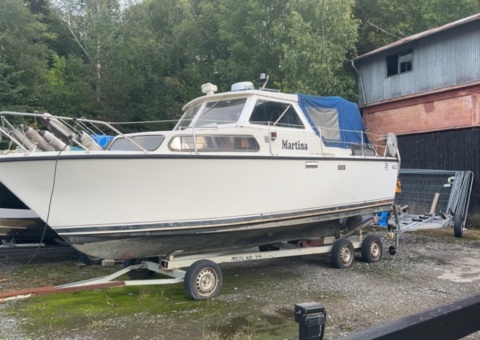 Boat with trailer – KEL 32 (Repair object)