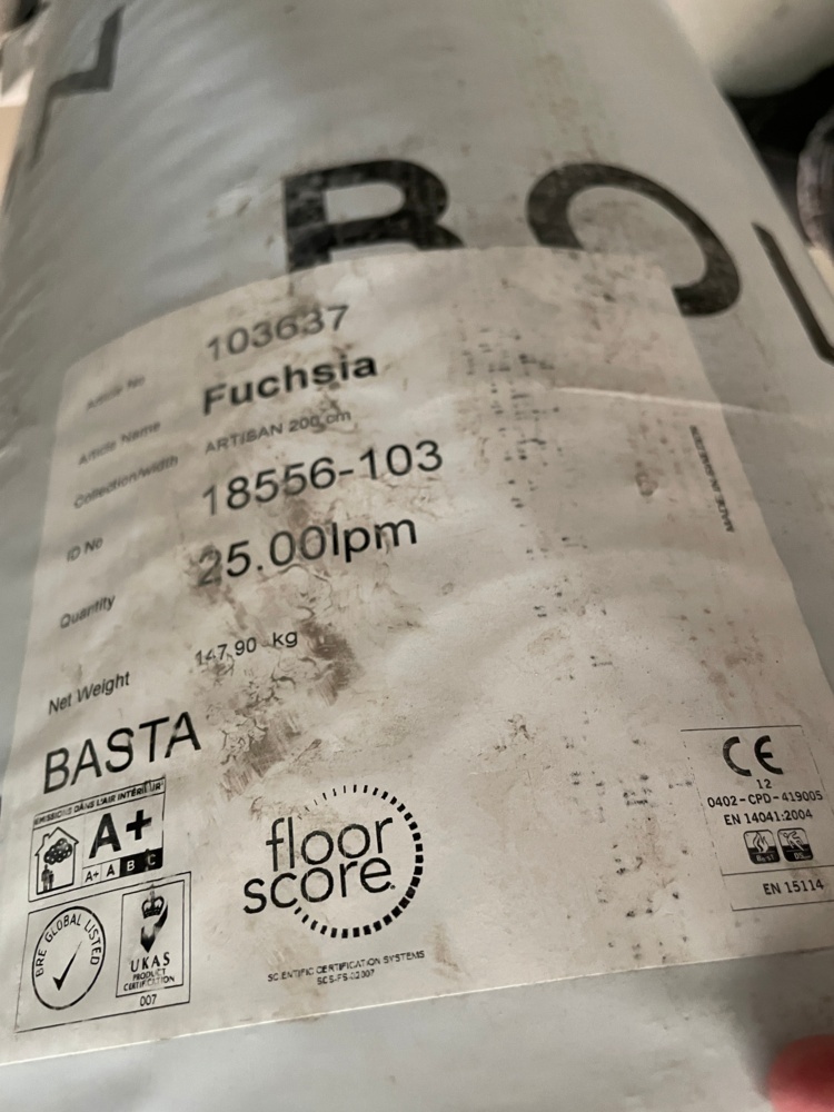 1583415-2 Carpet roll unopened 25 m, 2 m wide