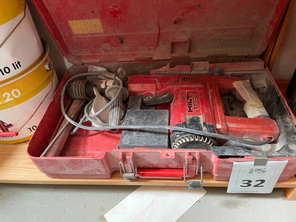 1583432-1 Hilti slagmaskin