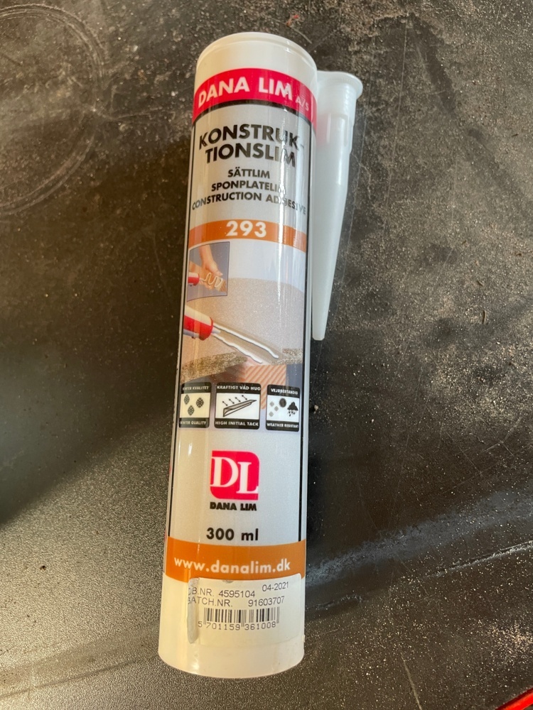 1583443-2 Konstruktionslim 15 krt