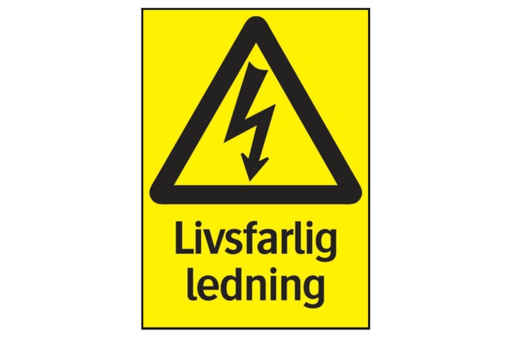 Varningsskyltar, 30 st - Systemtext, Livsfarlig ledning, 105 × 148 mm på auktion i Skåne, Helsingborg hos PS Auction
