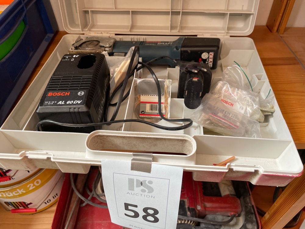1583458-1 Carpet cutting machine Bosch battery-powered