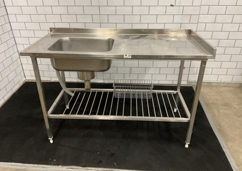 Stainless steel bench with hob