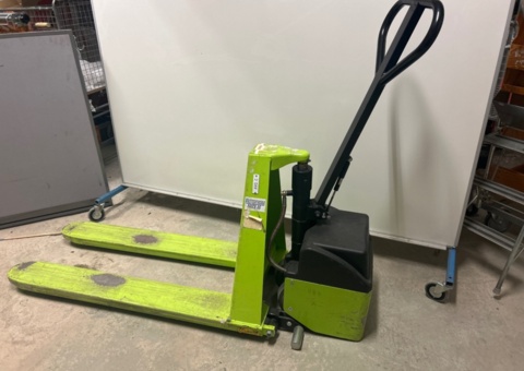 Scissor lift truck - Pramac HX 10E