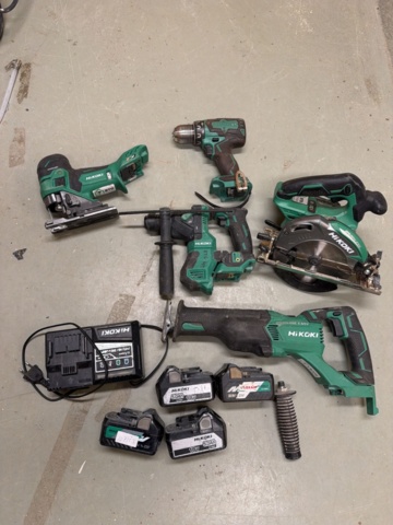 Verktygspaket med elverktyg och 4 st batterier - HiKOKI på auktion i Västra Götaland, Sävedalen hos PS Auction