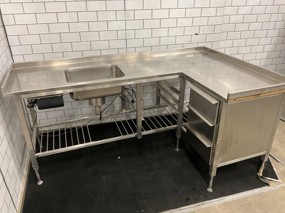 1473666-1 Rostfri bänk i vinkel - Höj och sänkbar
