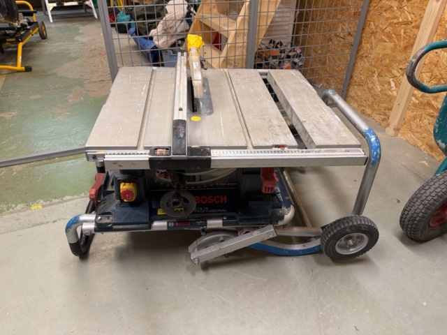 Bordssåg på vagn - Bosch GTS 10 Professional på auktion i Västra Götaland, Sävedalen hos PS Auction