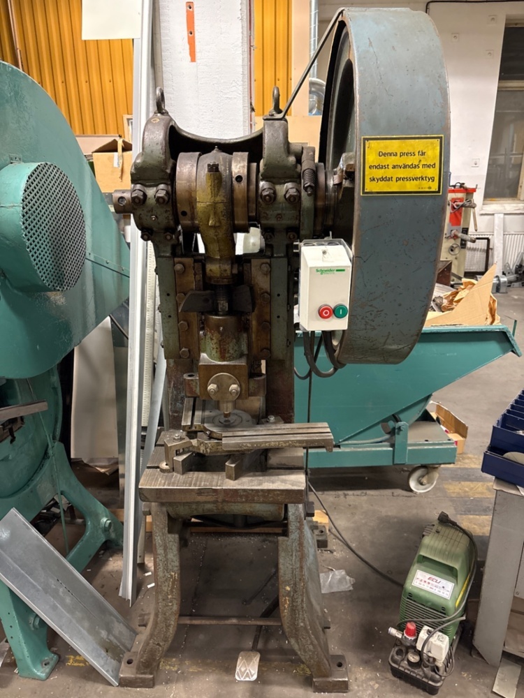 1536081-1 Eccentric press - AB Arosverken
