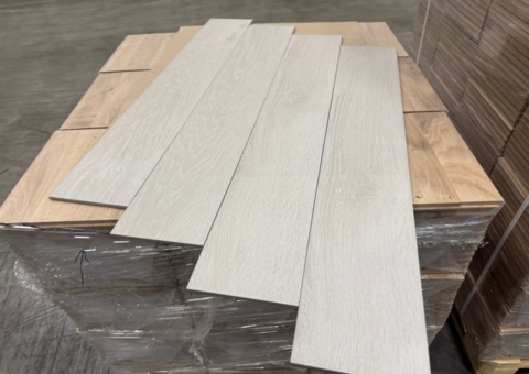 Light wood tiles, 116 sq m, 15x90 cm