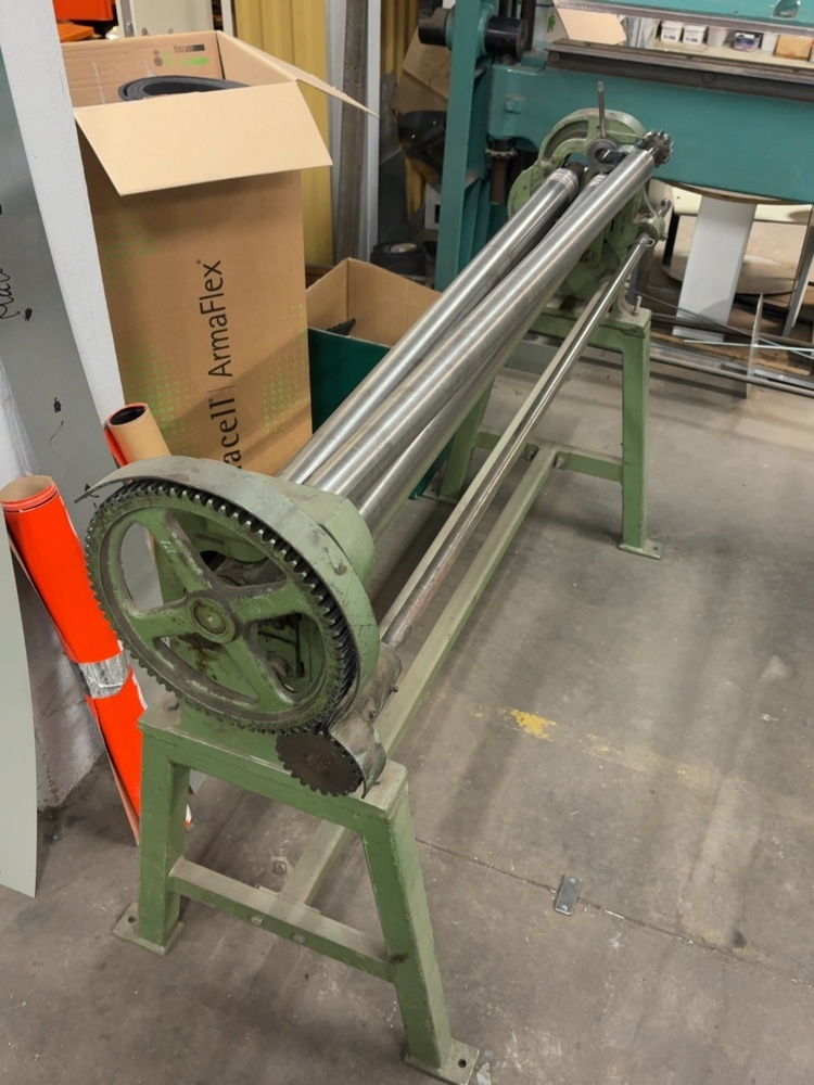 1536084-2 Round roller - Luna