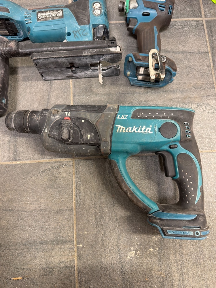 1566413-2 Tool kit - Makita