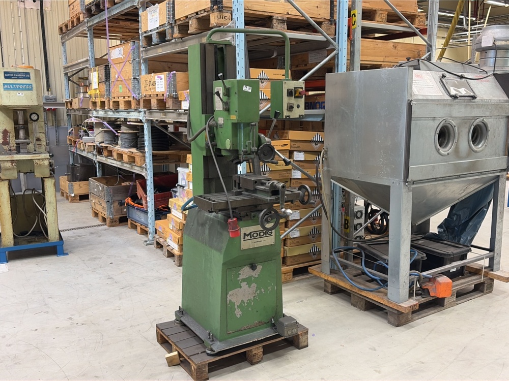 1525539-1 Milling machine - Modig UBM 30