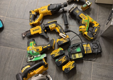 Tool Kit - DeWalt