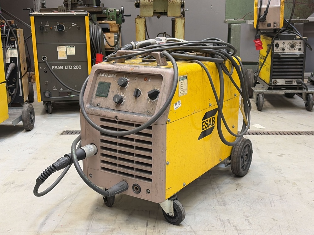 1525533-1 Svetsmaskin - ESAB LKB 265