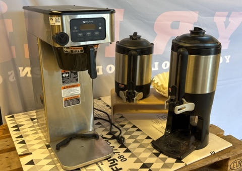 Kaffebryggare med serveringsbehållare - BUNN ICBA