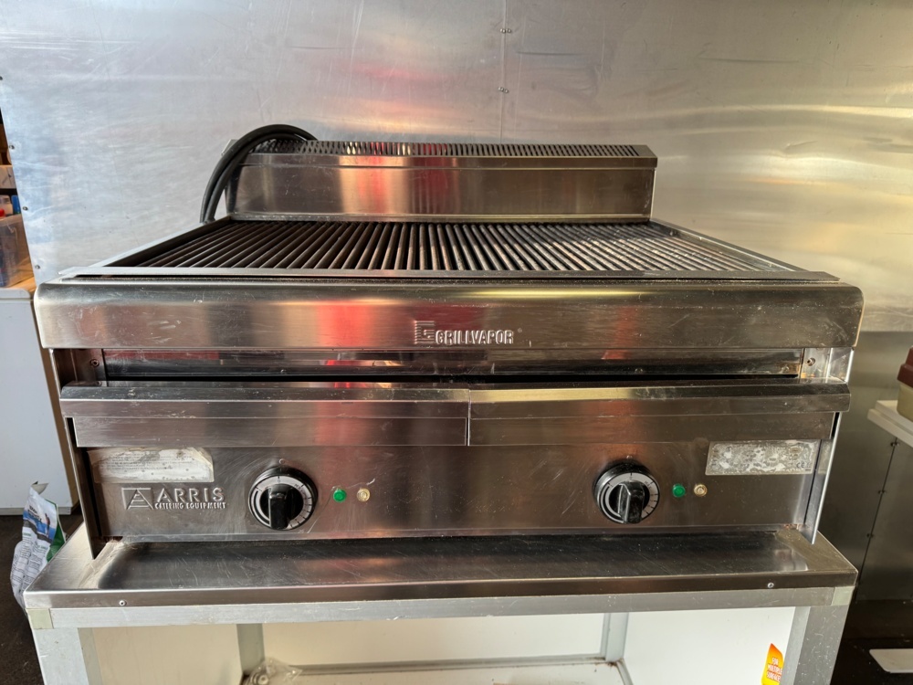 1406089-2 Electric grill - ARRIS Catering Equipment