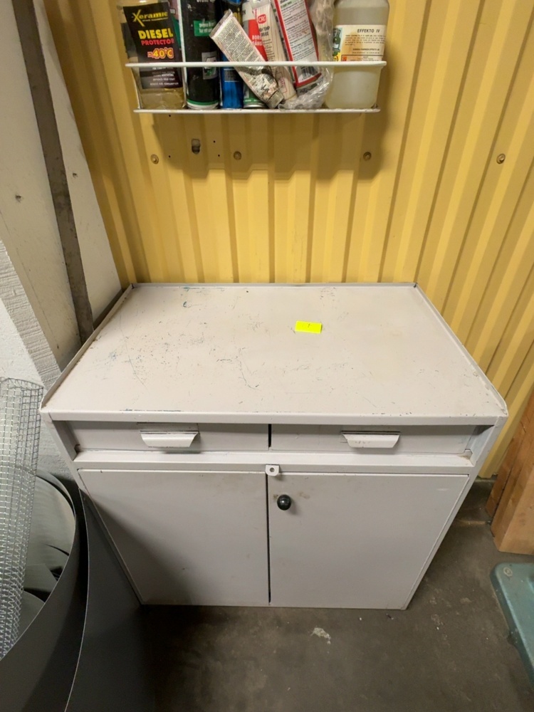 1536096-2 Storage cabinet with drawers