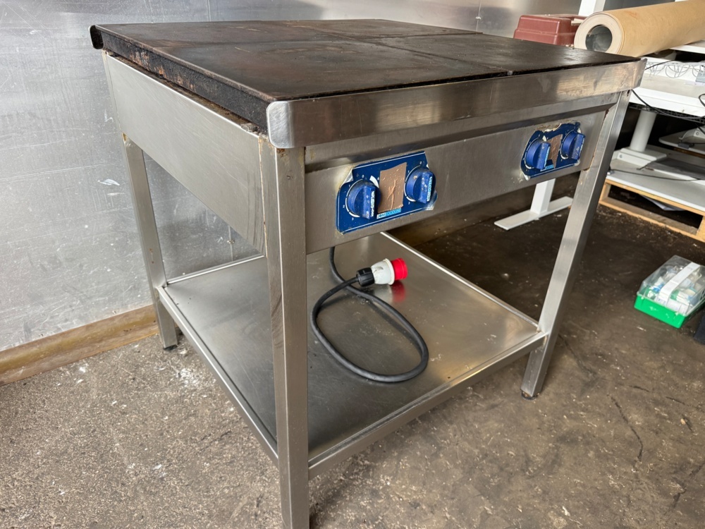 1406092-2 Restaurant stove with 4 hotplates – Jon Foodline