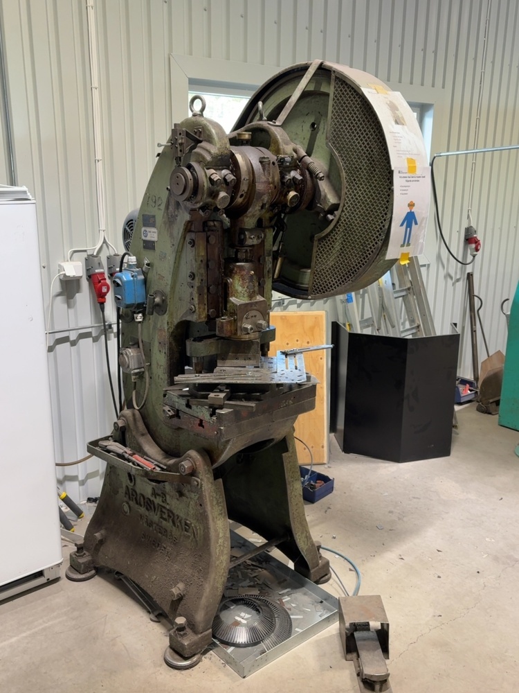 1536099-2 Eccentric press 16 tons - AB Arosverken EA 16