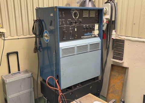 Svetsmaskin - Miller Syncrowave 300