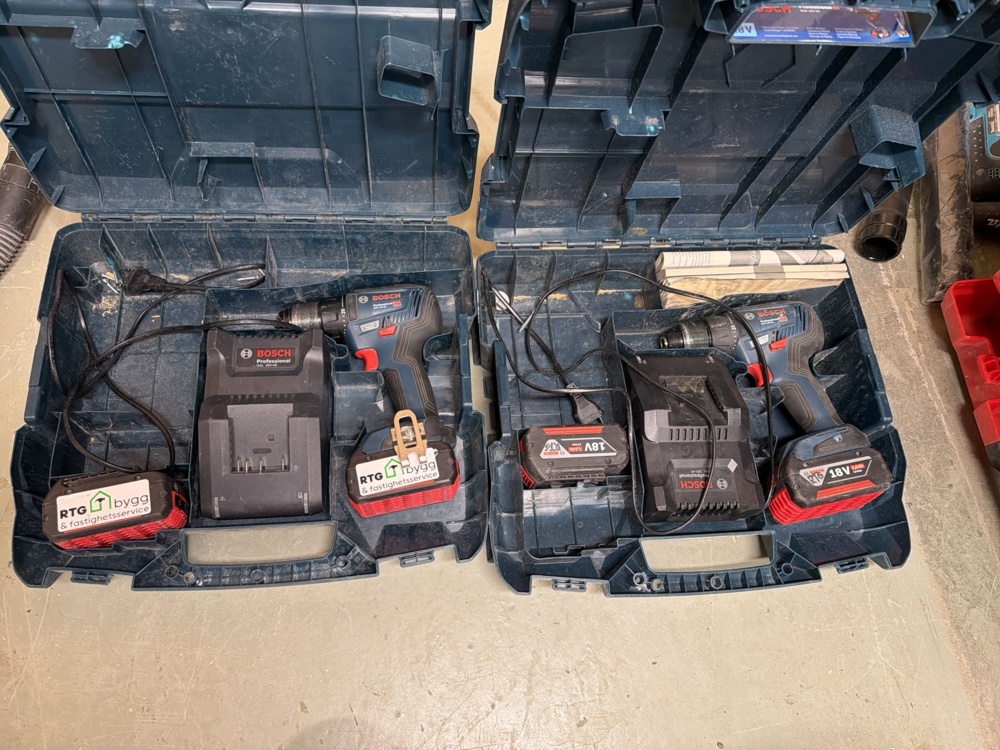 1566432-1 Skruvdragare 2 st med 4 st batterier, laddare och väskor - Bosch GSR 18V-55