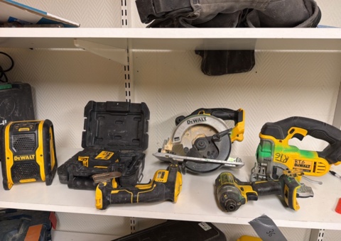 Tool kit (without batteries) - DeWalt