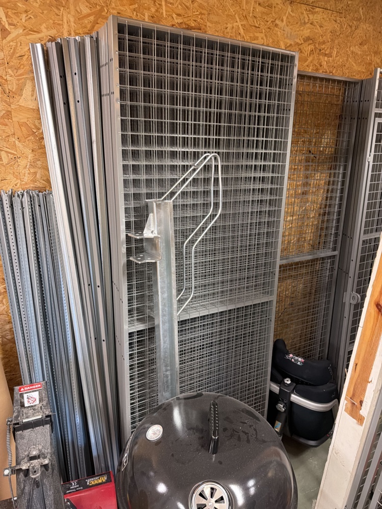 1566438-2 Collection of grid sections for storage division - Troax