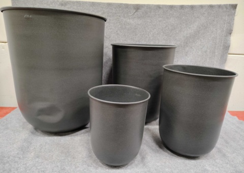 Pots - DBKD Out, black metal, various sizes