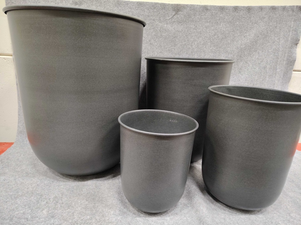 1584875-2 Pots - DBKD Out, black metal, various sizes