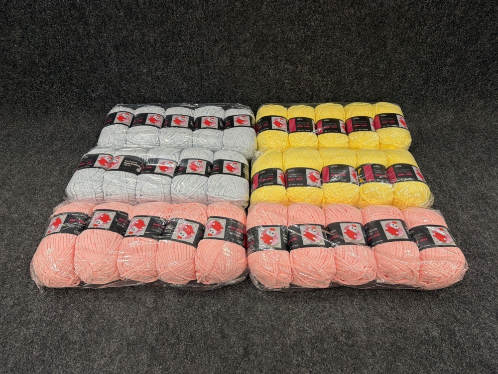 1582230-1 30 st garnnystan Velourgarn Babylove – chenille sammetsgarn 100g