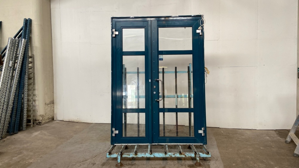 1584716-1 Entrance area 18x25, insulated glass
