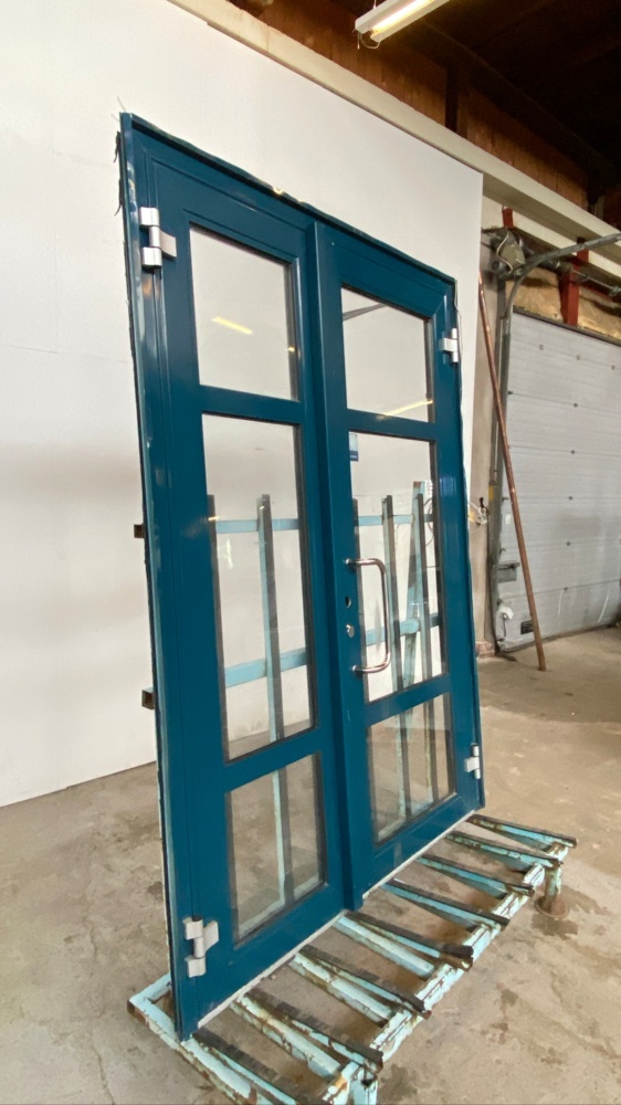 1584716-2 Entrance area 18x25, insulated glass