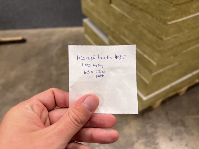 1585242-11 4 pallar med begagnad Kanalbatts 95