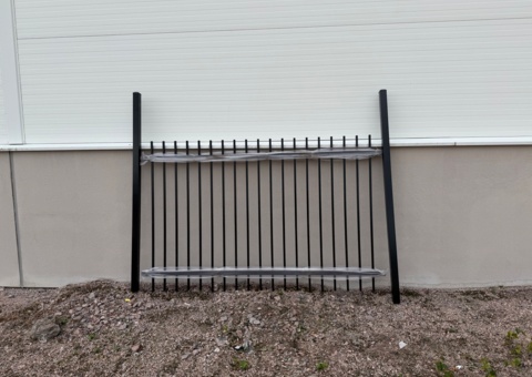 14.4 meter powder-coated black steel fence