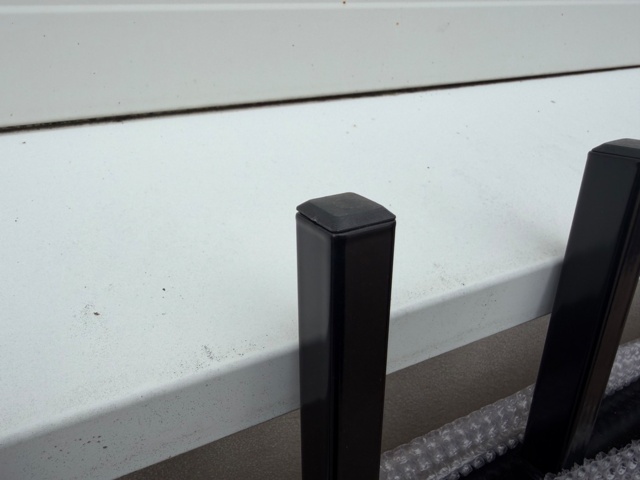 1585234-4 14.4 meter powder-coated black steel fence