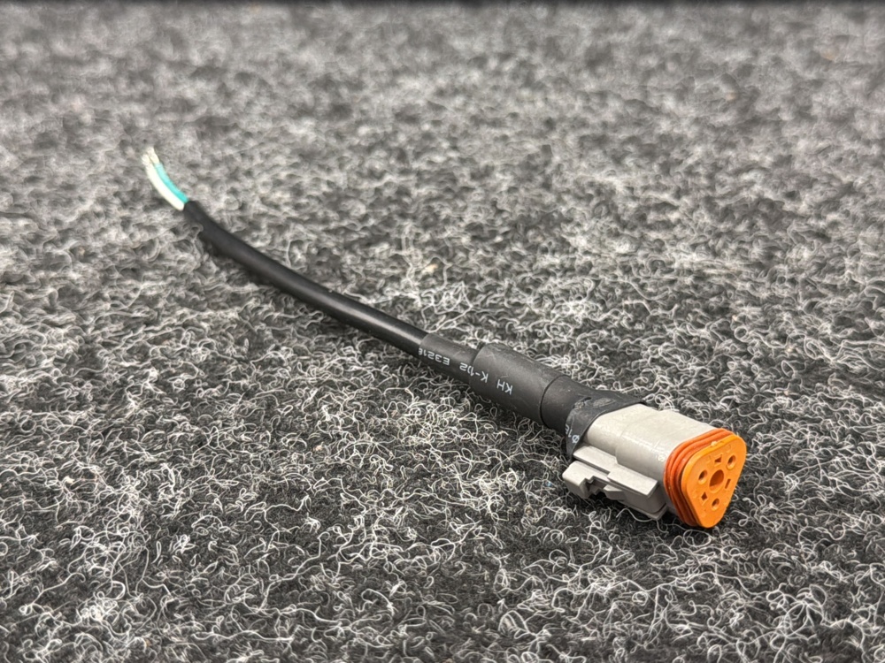 1585384-1 Approximately 90 pcs Connection cables/DT cables female 3-pin