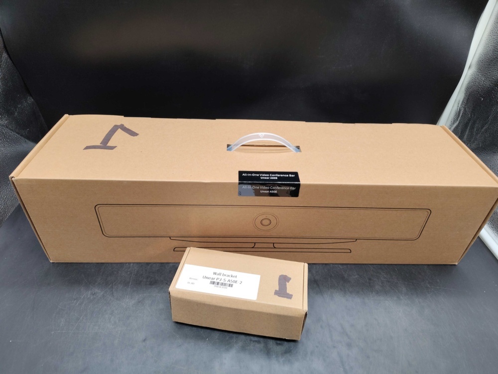 1582381-1 Video conferencing system - Unear A50E with wall bracket