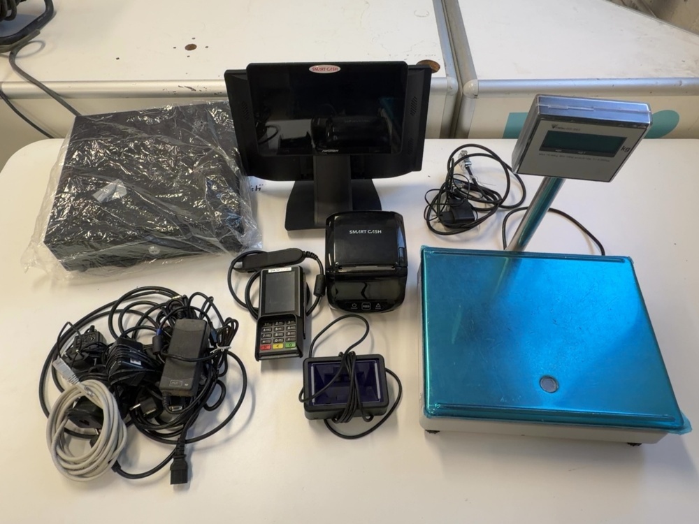 1549140-1 Cash register system and scale with accessories