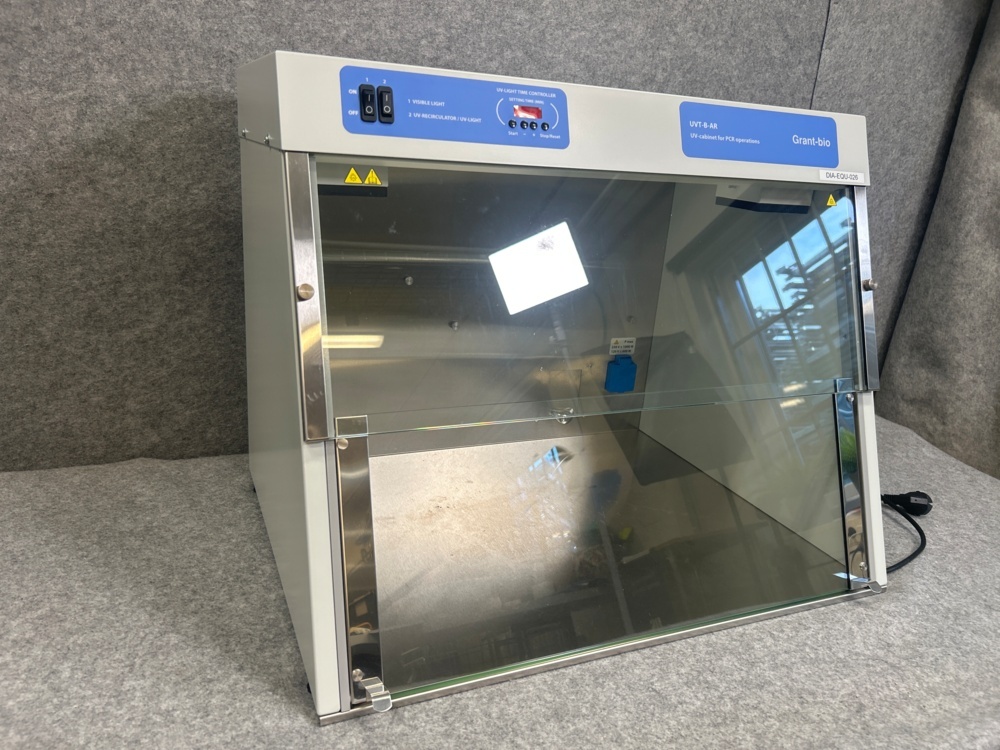 1546186-2 UV cabinet Grant-Bio UVT-B-AR