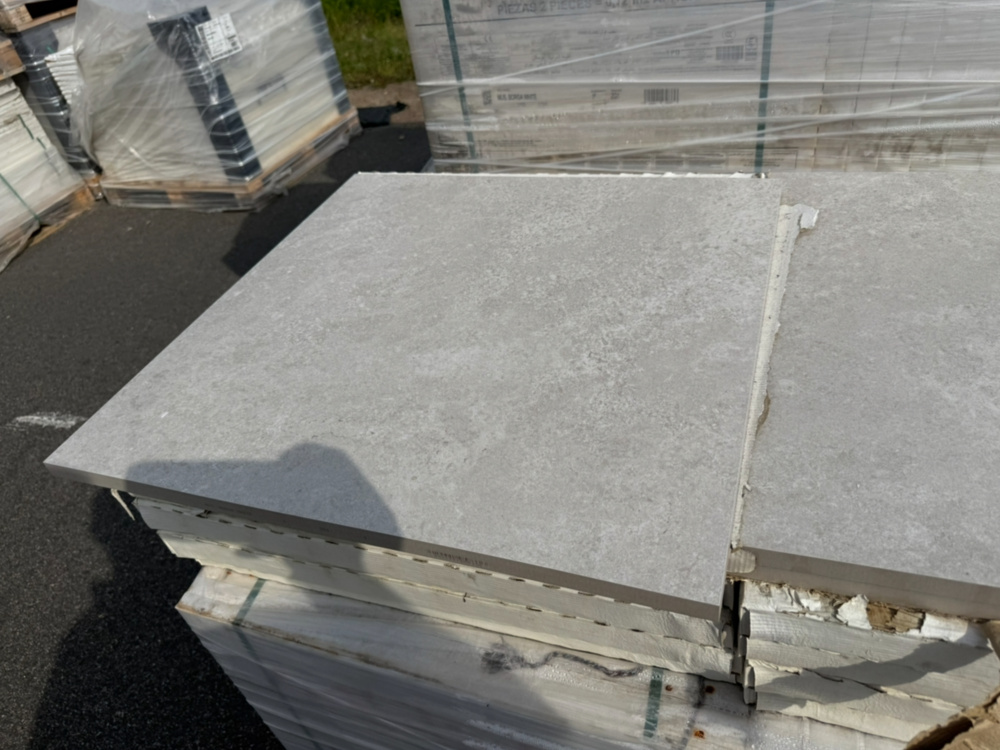 1584748-2 Uteklinker beige, granitkeramik, Arenit, 60x60 cm, 200kvm