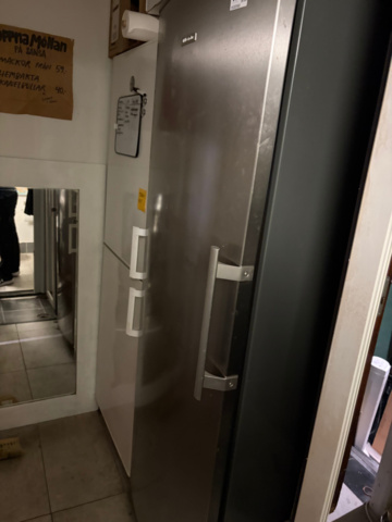 Kylskåp och kyl/frys på auktion i Skåne, Malmö hos PS Auction