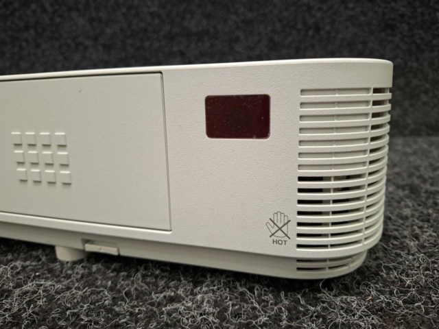 1581416-3 Projektor Nec NP-M403H