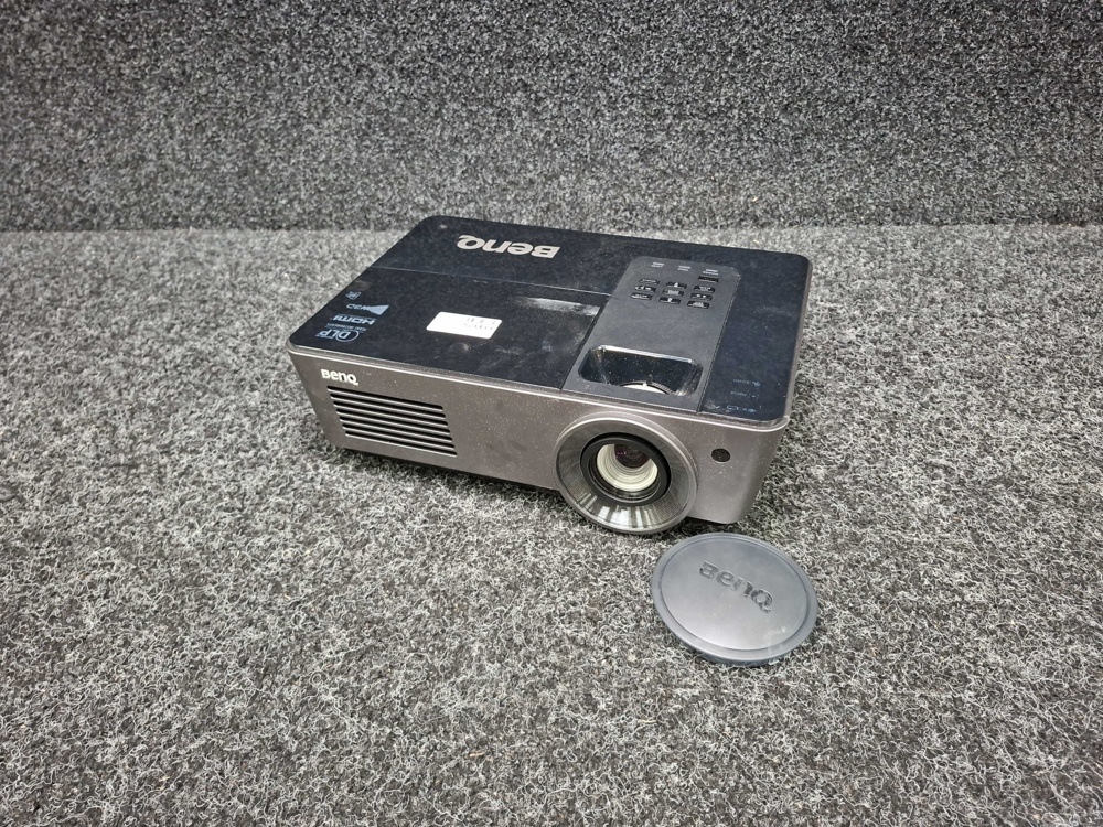 1581417-1 Projector Benq MH740