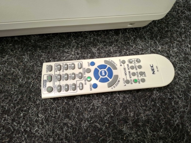 1581418-2 Projektor Nec NP-UM301W