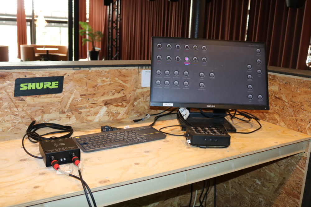 1515225-2 Professional sound & lighting system
